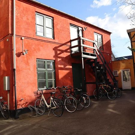 Charming Red Courtyard Apartment Copenhague Exterior foto